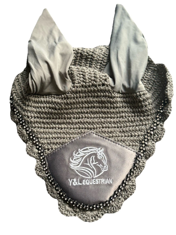 COMBO (SATIN JUMPING STANDARD SIZE SADDLE PAD+CRYSTAL FLY VEIL+ 4 PCS LEG GUARD+ THICK MINK FUR FULL COVERED HALTER) ) - Image 11